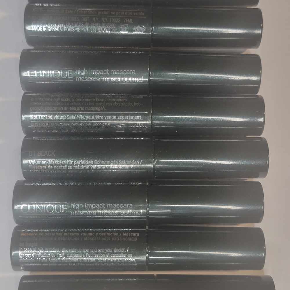 Clinique High Impact Mascara in Bold Black 8-Total In Listing - Picture 3 of 6